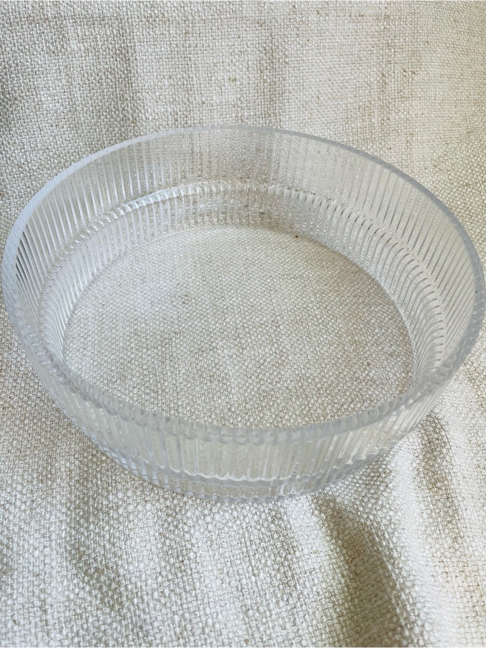 Vintage 70s Clear Ribbed Thick Glass Serving Fruit Bowl Round 10" dia